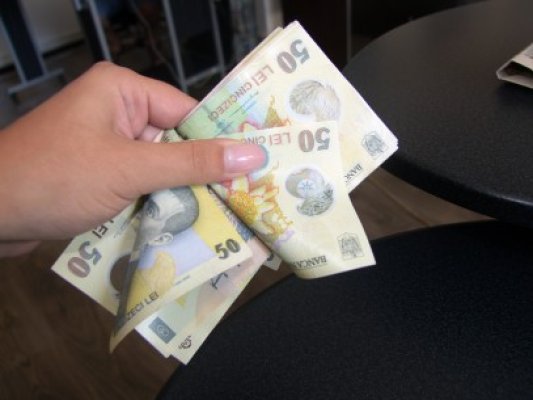 Trezoreria a împrumutat luni 500 milioane de lei de la bănci
